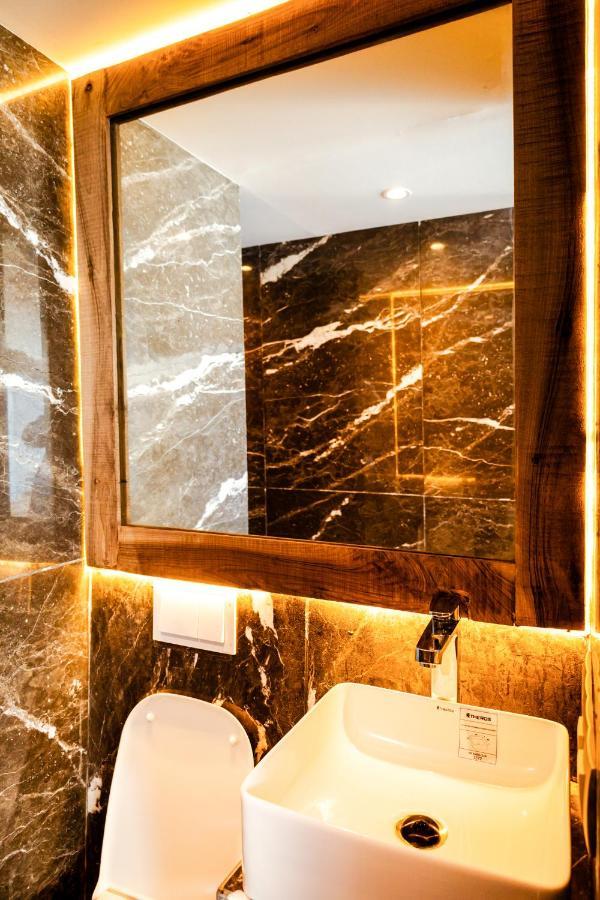 Апартаменти Studio Pied Dans L'Eau Ес-Сувейра Екстер'єр фото